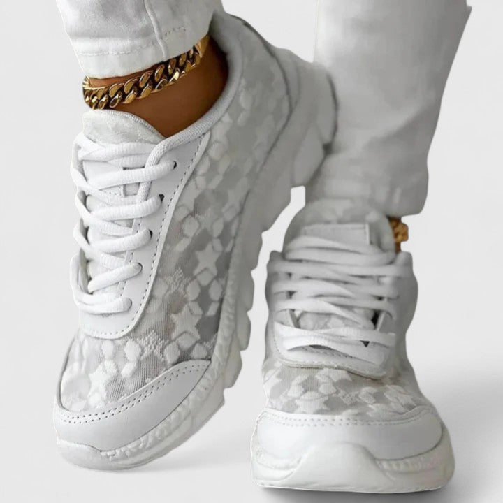 Annie | Cozy Sneakers