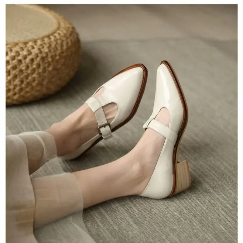 Annie | Pointed Heels