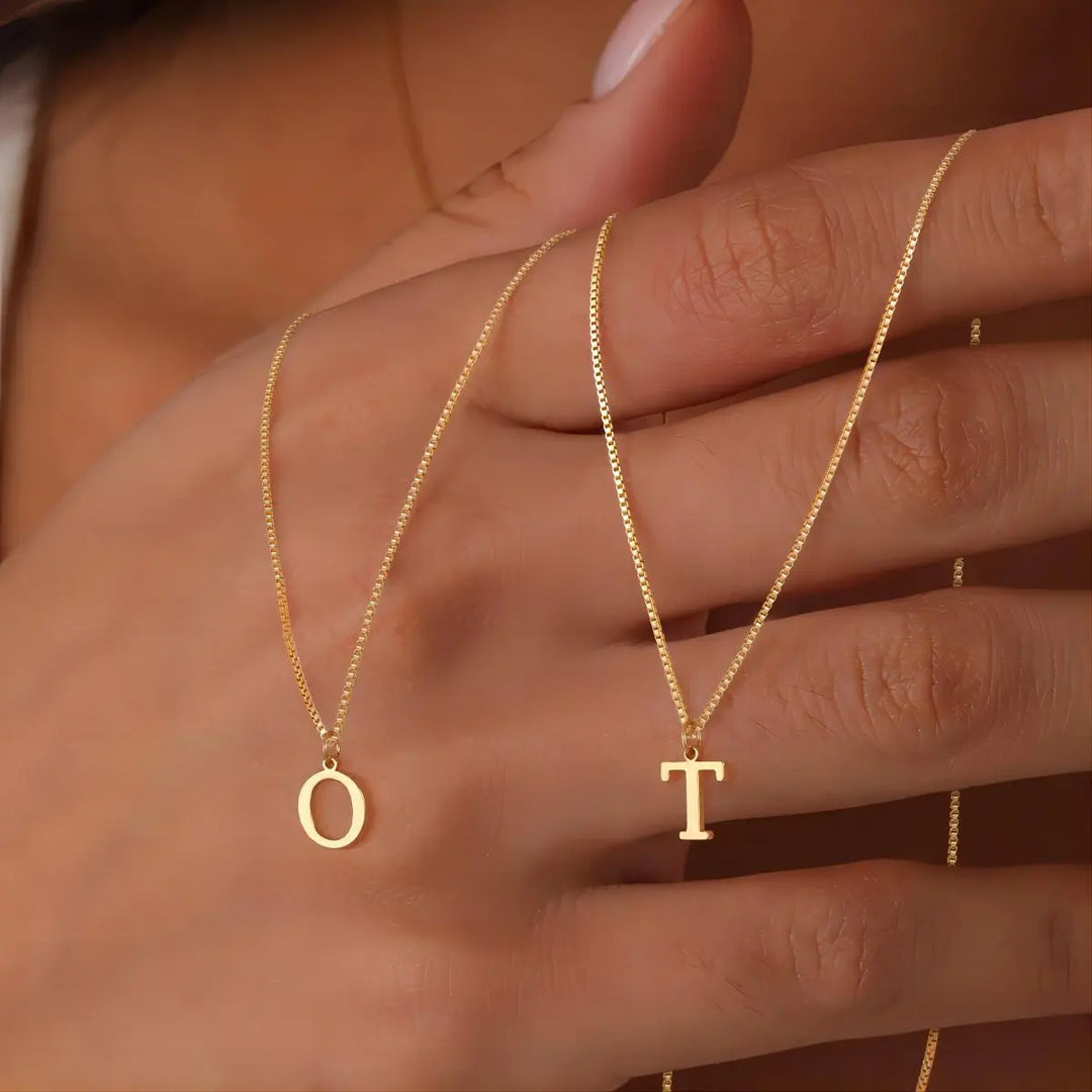 Clara | Initials Necklace in 18K Gold