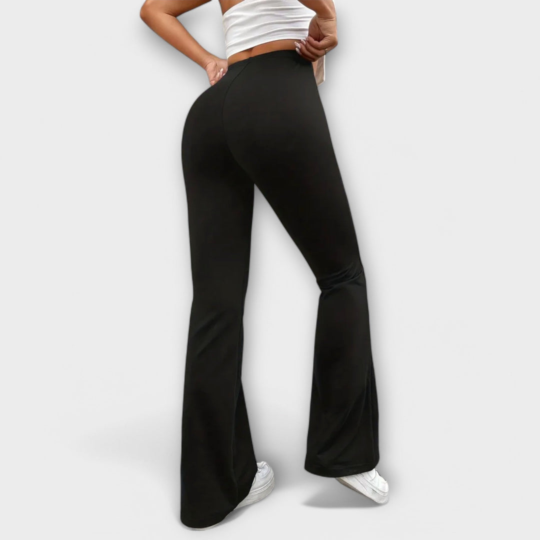 Annie | Relaxed Pants with Flared Leg