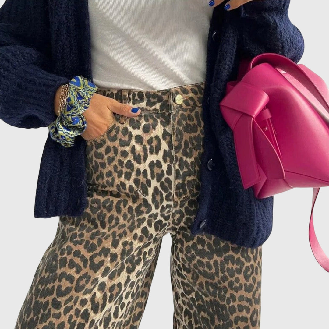 Annie | Vintage Jeans with Leopard Print